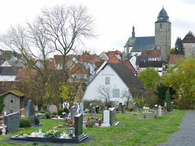 Allerseelen mit Segnung der Gräber auf dem Friedhof in Naumburg (© Karl-Franz Thiede)